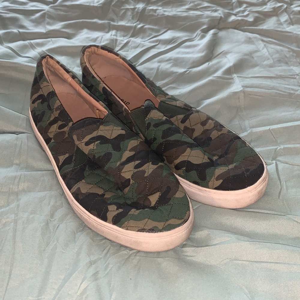 Torrid slip on shoes wide width